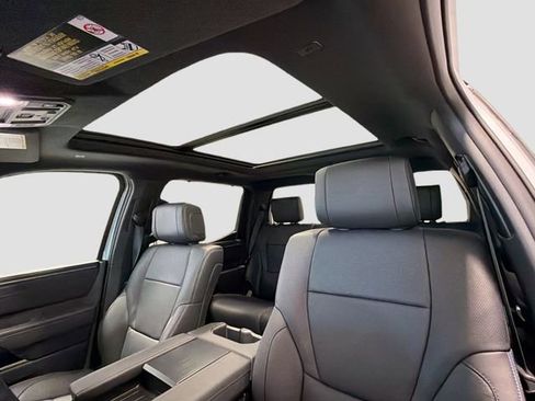 New 2026 Toyota Tundra Platinum AWD/4WD image 19