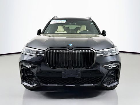 Used 2021 BMW X7 xDrive40i w/ M Sport Package AWD/4WD image 2