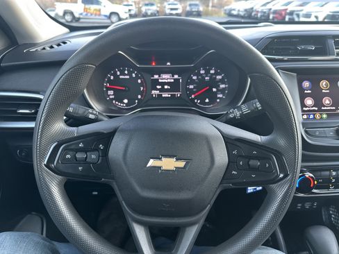 Certified 2021 Chevrolet TrailBlazer LS w/ LPO, Blackout Package image 13