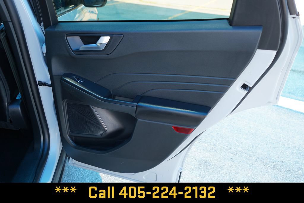 Used 2025 Ford Escape ST-Line AWD/4WD image 22