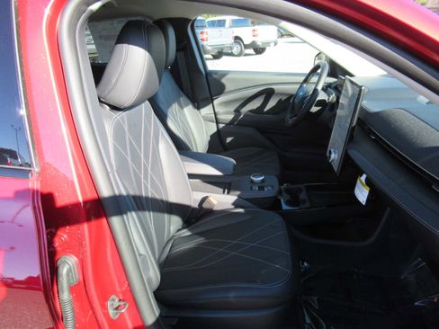 New 2024 Ford Mustang Mach-E Select w/ Comfort Package Lite image 19