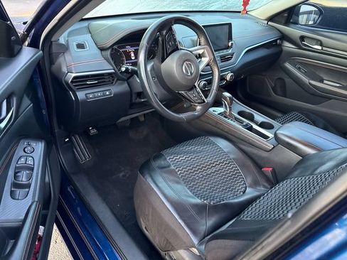 Used 2020 Nissan Altima 2.5 SR w/ Premium Package FWD image 8