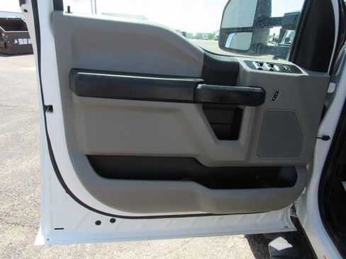 Used 2021 Ford F550 4x4 Crew Cab Super Duty image 28