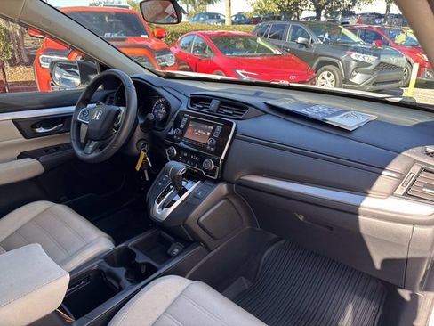 Used 2019 Honda CR-V LX image 17