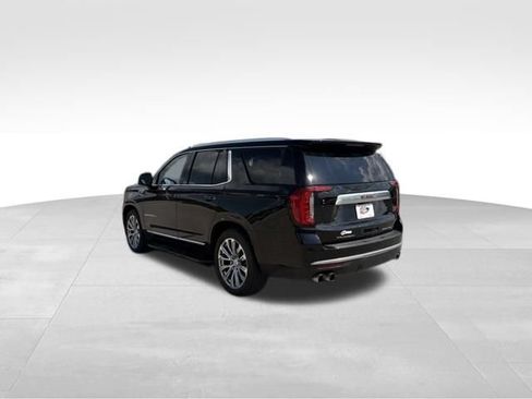 Used 2024 GMC Yukon Denali w/ Advanced Technology Package AWD/4WD image 3
