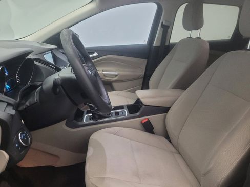 Used 2019 Ford Escape SE FWD image 17