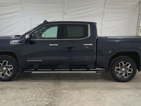 Certified 2023 GMC Sierra 1500 SLT w/ SLT Premium Package AWD/4WD image 5