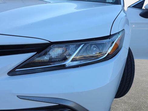 Used 2023 Toyota Camry LE FWD image 28