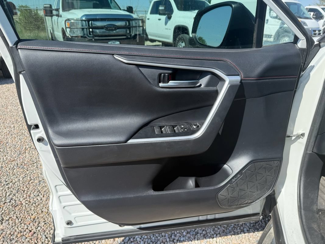 Used 2020 Toyota RAV4 TRD Off-Road w/ TRD Off-Road Weather Package AWD/4WD image 27
