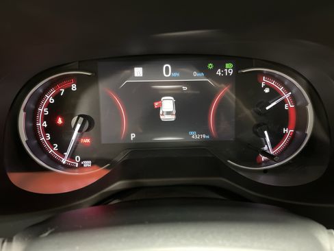 Used 2024 Toyota RAV4 LE image 20