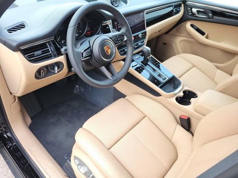 New 2026 Porsche Macan image 22