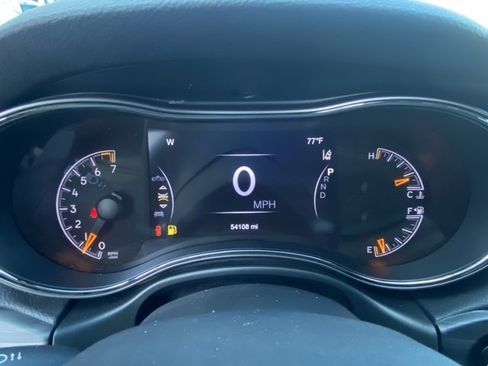 Used 2021 Jeep Grand Cherokee Limited X image 18