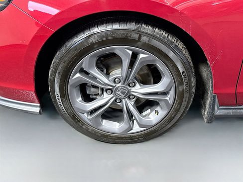 Used 2024 Honda Accord EX image 38