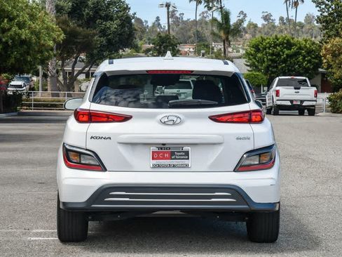 Used 2023 Hyundai Kona SE FWD image 8