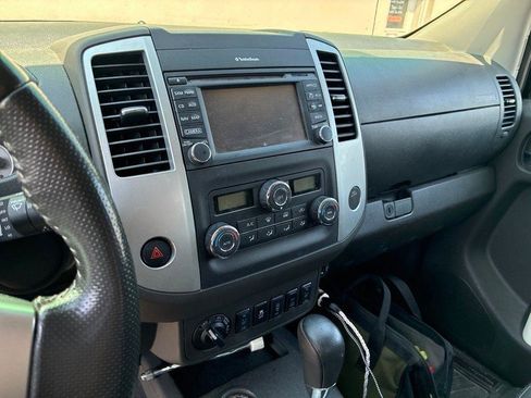 Used 2021 Nissan Frontier PRO-4X w/ Pro-4x Utility Package AWD/4WD image 9