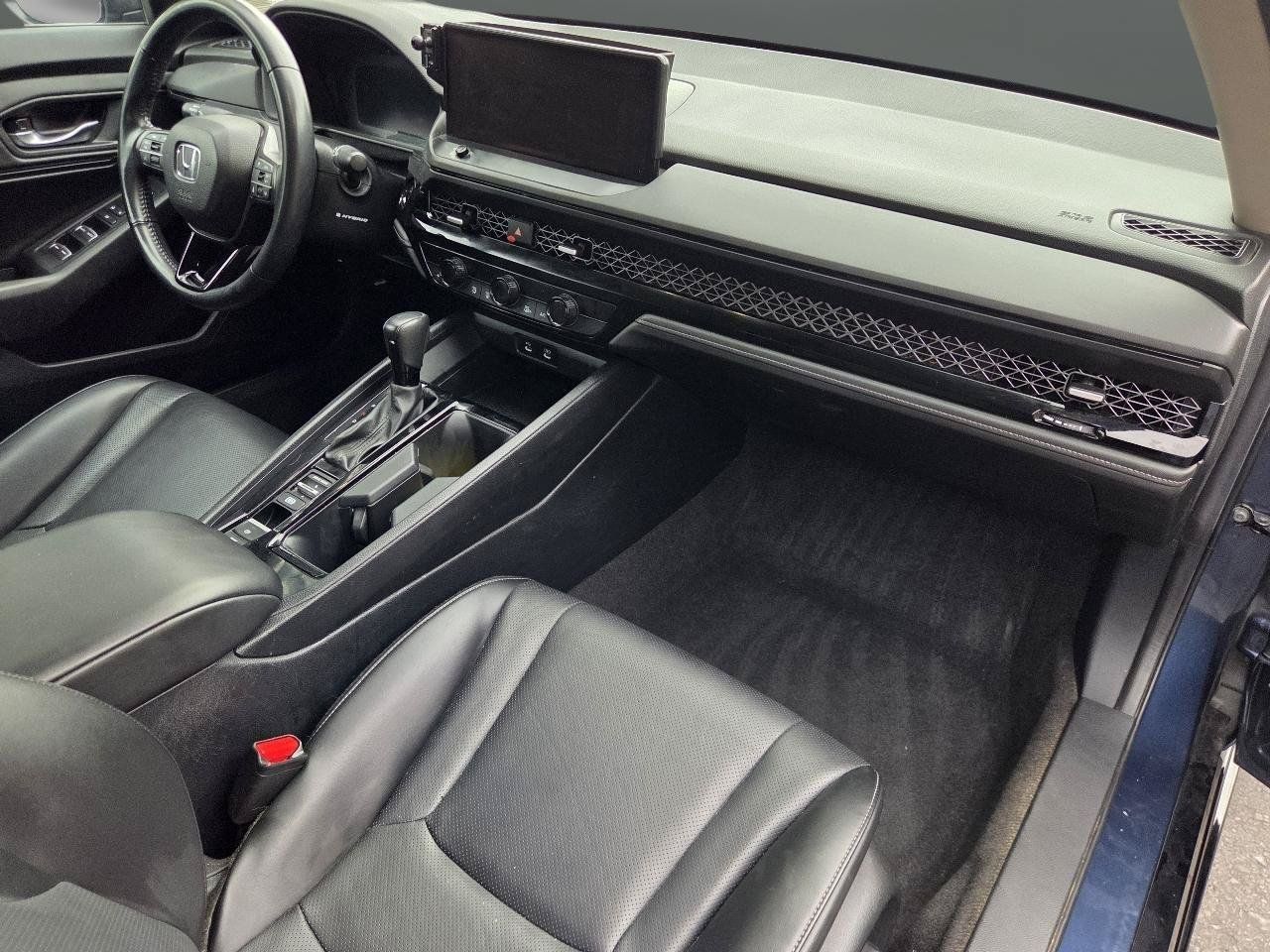 Used 2024 Honda Accord EX-L image 15