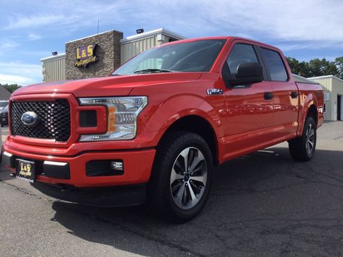 Used 2019 Ford F150 XL w/ Equipment Group 101A Mid AWD/4WD image 2