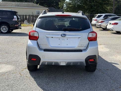 Used 2015 Subaru Crosstrek 2.0i Limited AWD/4WD image 5