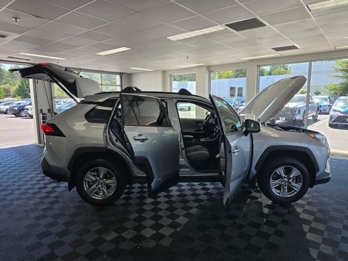 Certified 2024 Toyota RAV4 XLE w/ Convenience Package AWD/4WD image 17