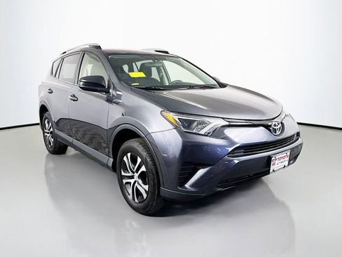 Used 2016 Toyota RAV4 LE AWD/4WD image 8