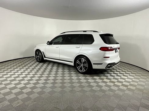 Used 2021 BMW X7 xDrive40i w/ M Sport Package image 3