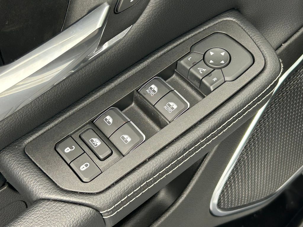 Used 2026 RAM 1500 Laramie w/ Night Edition AWD/4WD image 21