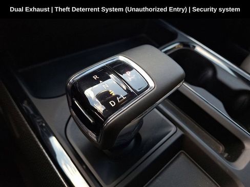 Used 2023 Chevrolet Silverado 1500 ZR2 w/ Technology Package image 15