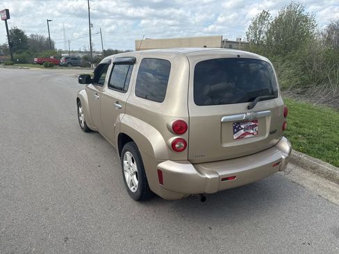 Used 2007 Chevrolet HHR LT image 4
