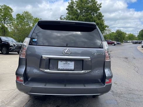 Used 2018 Lexus GX 460 Premium w/ Premium Package AWD/4WD image 4