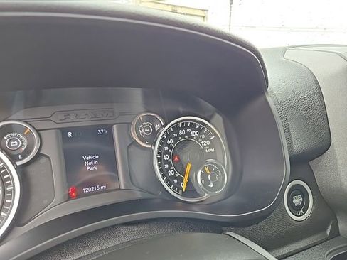 Used 2022 RAM 4500 Tradesman RWD image 28