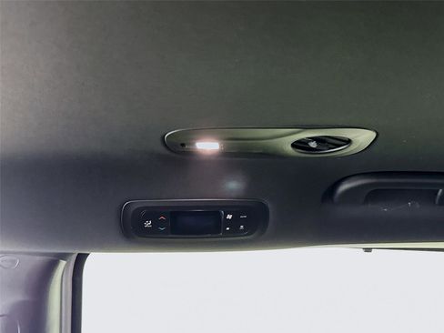 New 2026 Chrysler Pacifica Select image 18