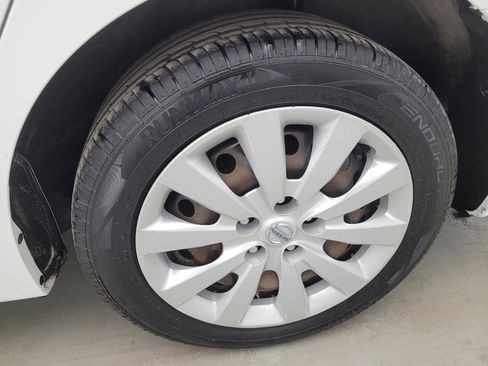 Used 2018 Nissan Sentra S FWD image 31