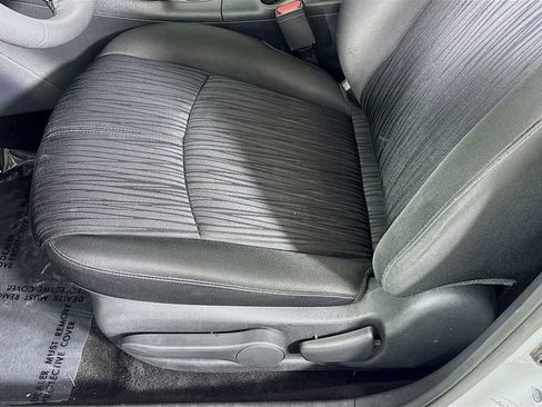 Used 2017 Nissan Sentra SV image 19