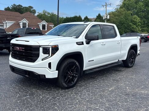 Used 2022 GMC Sierra 1500 Elevation w/ X31 Off-Road Package AWD/4WD image 3
