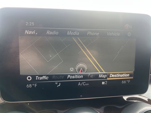 Used 2017 Mercedes-Benz GLC 300 300 image 24