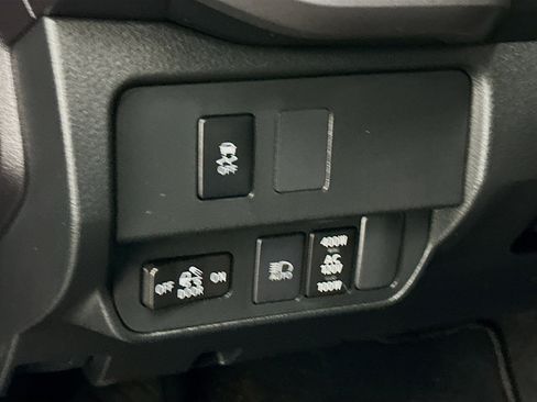 Used 2023 Toyota Tacoma TRD Off-Road w/ Technology Package image 17