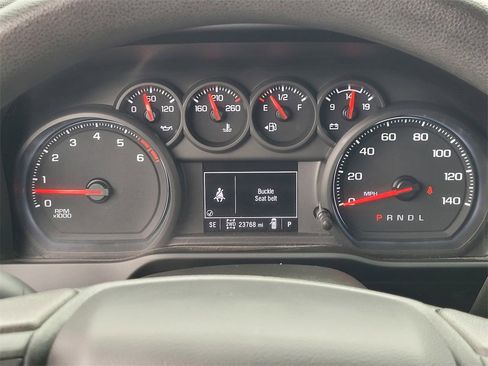 Used 2024 Chevrolet Silverado 2500 Custom w/ Custom Value Package image 30