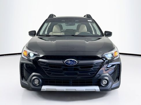 Used 2023 Subaru Outback Limited XT AWD/4WD image 2