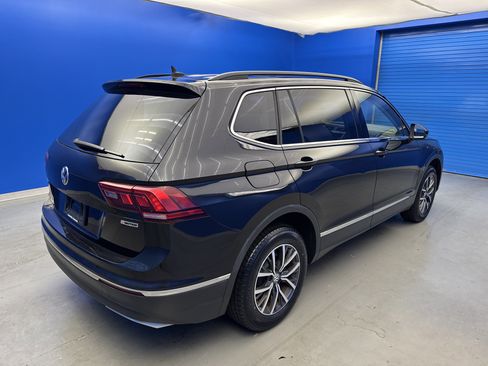Used 2020 Volkswagen Tiguan SE image 7