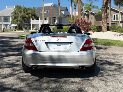 Used 2007 Mercedes-Benz SLK 280 image 4