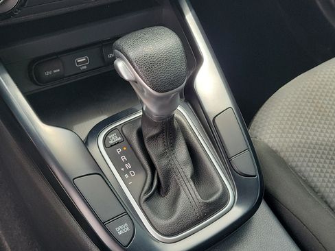 Used 2020 Kia Soul LX FWD image 28