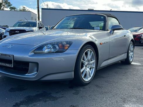 Used 2005 Honda S2000 image 9