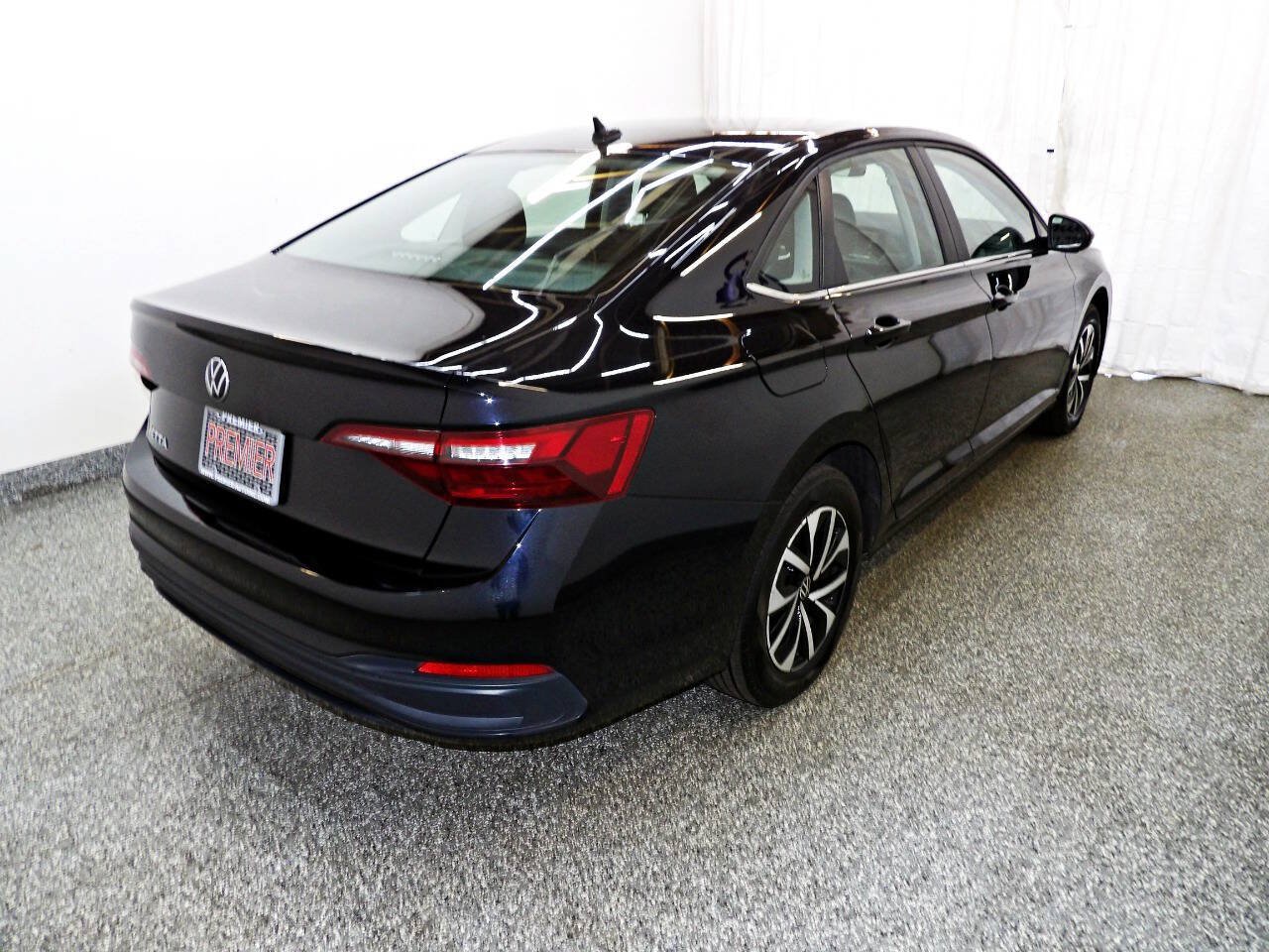 Used 2024 Volkswagen Jetta S FWD image 6