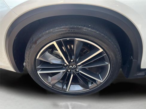 Used 2023 INFINITI QX55 Luxe w/ Accent Package AWD/4WD image 30