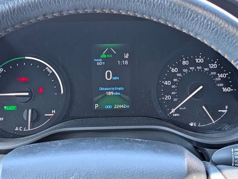 Used 2023 Toyota Sienna XLE Woodland Edition image 25