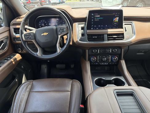 Used 2023 Chevrolet Tahoe High Country w/ Premium Package 2 AWD/4WD image 17