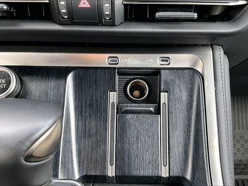Used 2025 Lexus GX 550 w/ Accessory Package (2T) AWD/4WD image 32