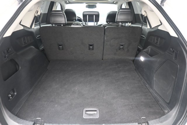 Used 2019 Ford Edge Titanium w/ Equipment Group 301A AWD/4WD image 34