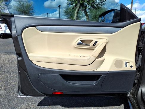 Used 2016 Volkswagen CC R-Line image 18