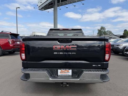 Used 2023 GMC Sierra 1500 SLE w/ Enhanced Capability Package AWD/4WD image 7